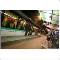 Paris T2 Citadis 2011-07-22 01.jpg